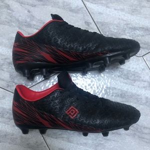 Dream Pairs men’s soccer cleats